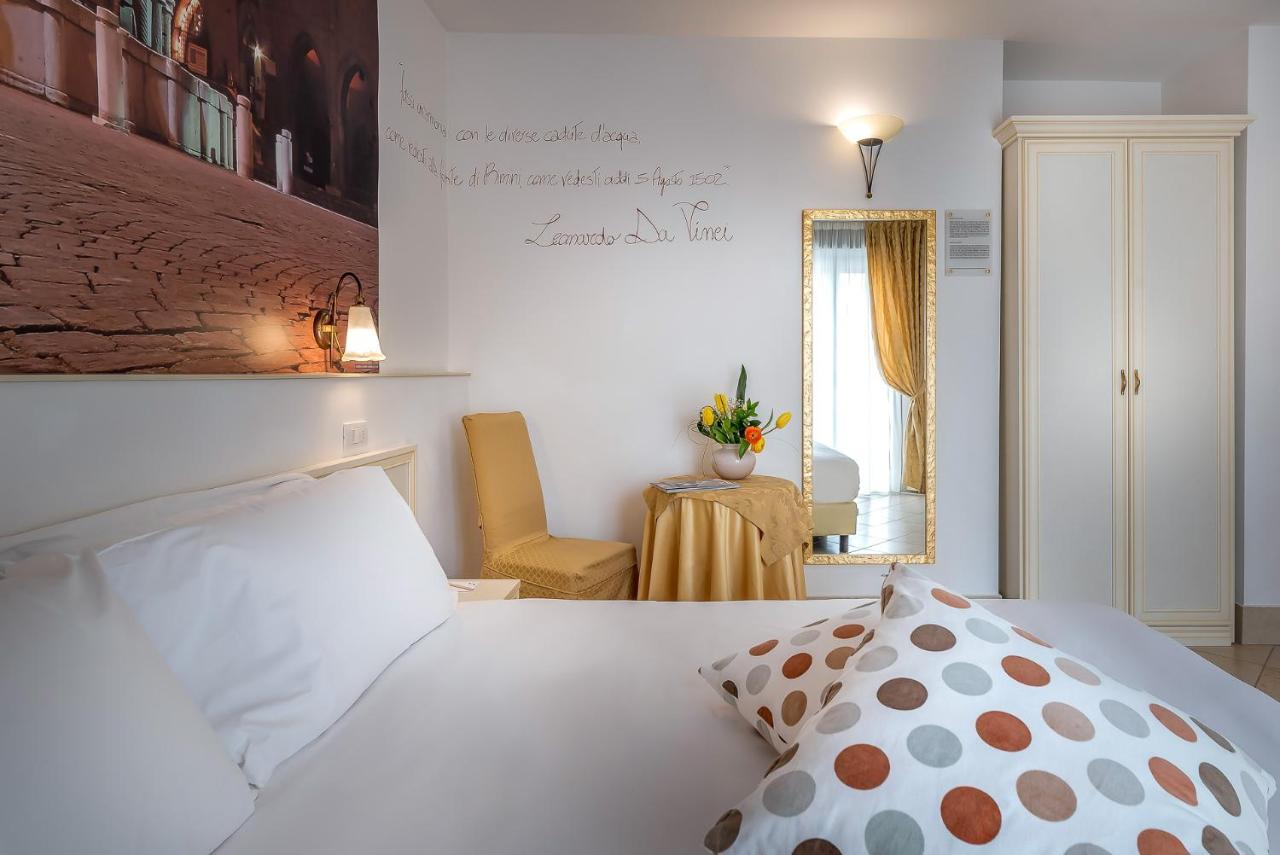 Sovrana Hotel & Spa Rimini Eksteriør bilde